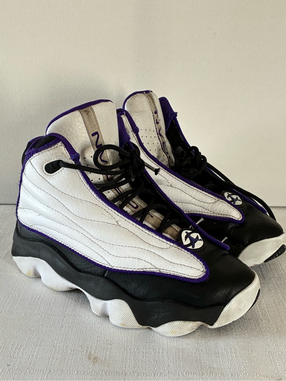 Jordan Kids White, Black and Purple High-Top Sneakers Youth Size 4Y